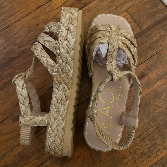Matisse Tan Braided Platform Sandals - Picture 5 of 6